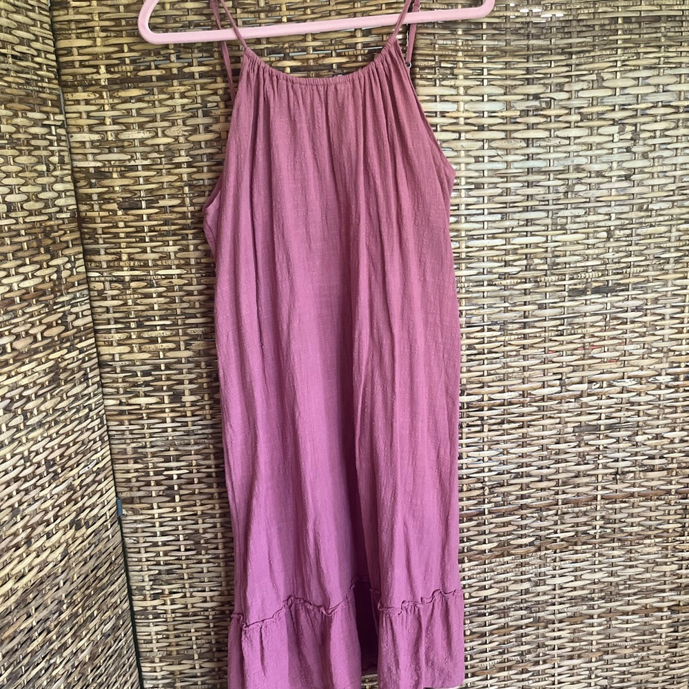 Sleeveless Mauve Dress with Ruffle Hem